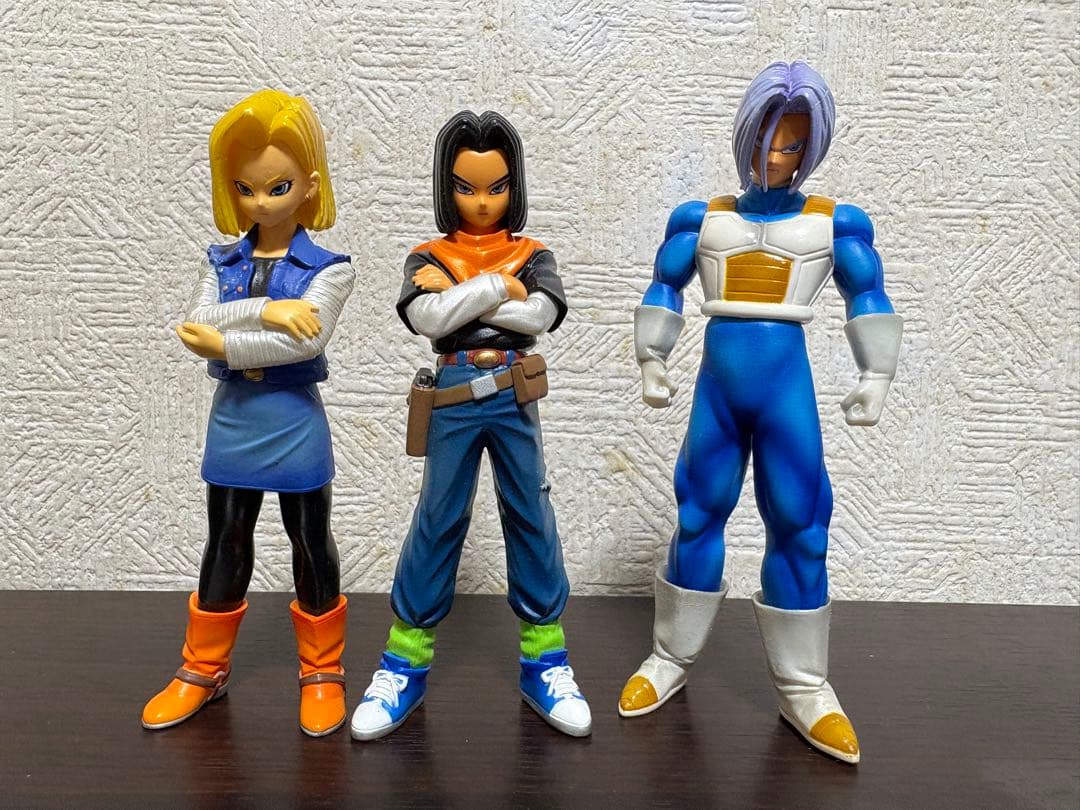 ドラゴンボール ハイスペックカラーリングフィギュア超彩色　18号17号トランクス