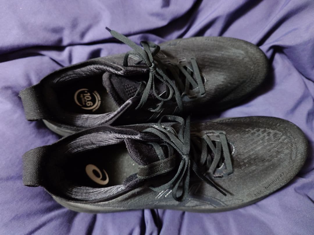 【試着のみ美品】アシックス ゲルニンバス27 28.5cm 黒 ランニング