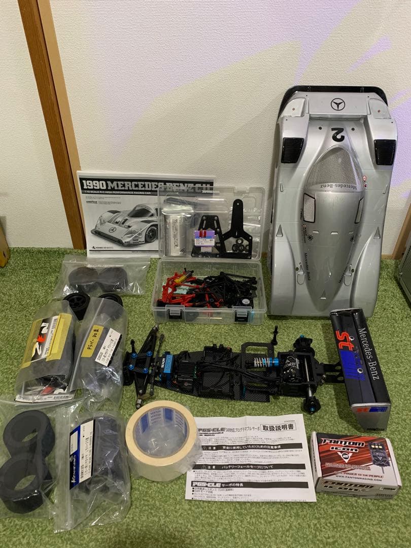 タミヤCカー★メルセデス★カスタムカーボン、サーボ、ブラシレス、スペアパーツ付き