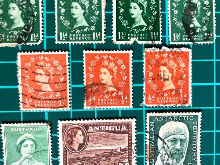 エリザベス女王他各種切手 13枚セット