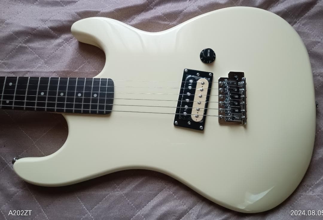 『KRAMER』 エレキギター