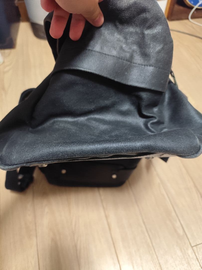 BROOKS、多機能バッグ