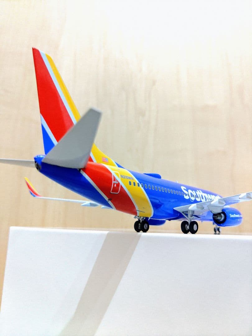 B737　B737-700 1/200　Gemini 200 航空機模型