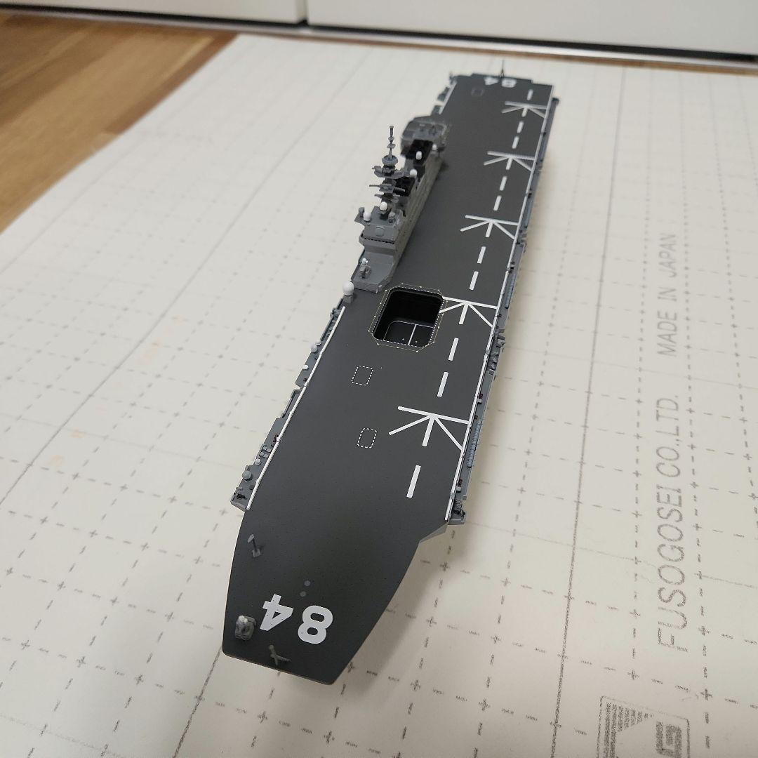 ピットロード 海上自衛隊護衛艦 かが 塗装済み完成品（付属ヘリ一部欠品）