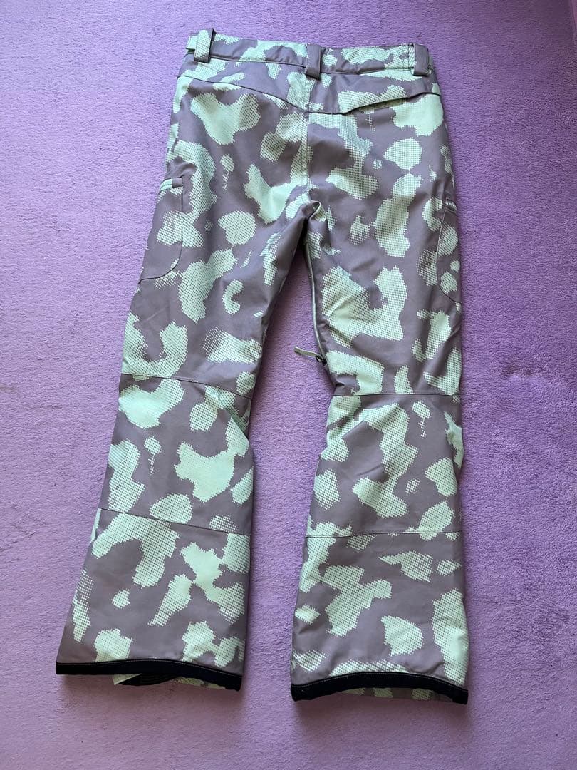 BURTON スノーボードウェア Mサイズ