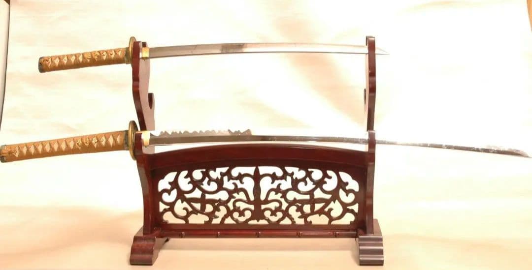 大小日本刀（レプリカの為刃は付いておりません！）