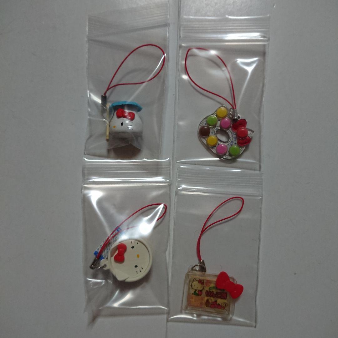 ハローキティ 駄菓子マスコット ヨーグルト チョコ アイス もち リーメント