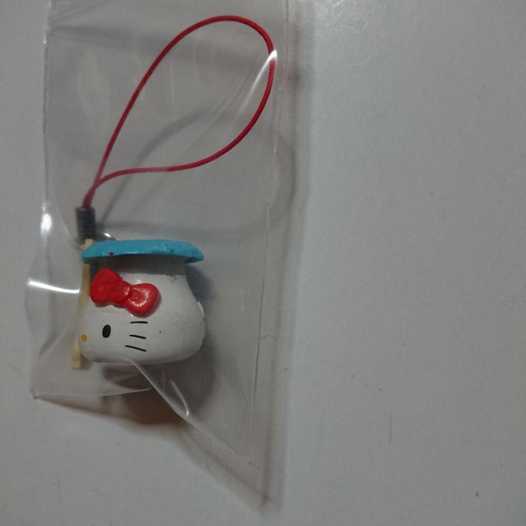 ハローキティ 駄菓子マスコット ヨーグルト チョコ アイス もち リーメント