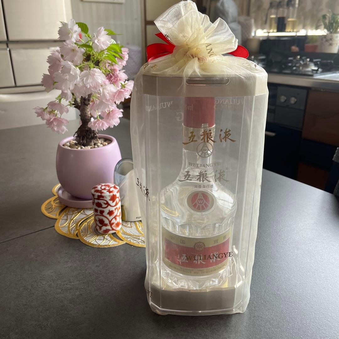 五粮液 52% 透明袋入り