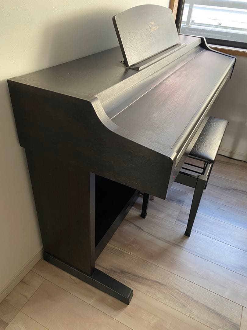 ヤマハ　クラビノーバ CLP-820 電子ピアノ