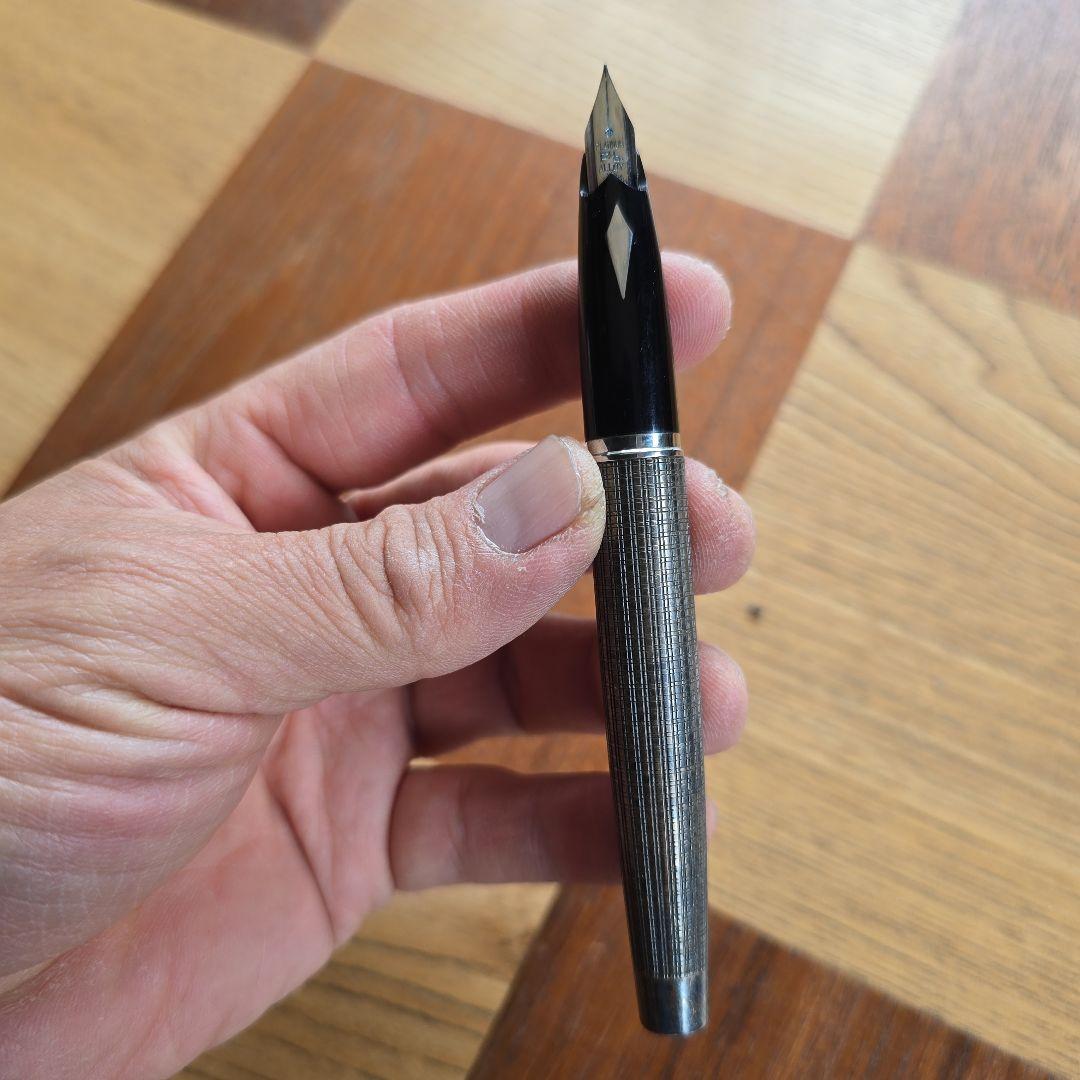 ステンレススチール 万年筆 ストライプデザイン ( pt) silver