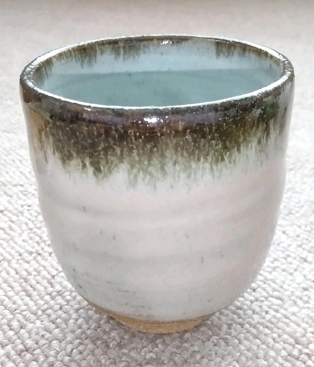 【陶器】唐津焼／十三代中里太郎右衛門陶房の湯飲み