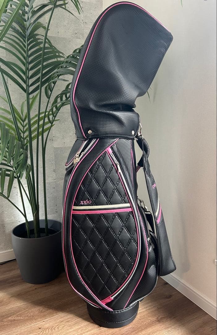 XXIO ゴルフバッグ・クラブ9本セット
