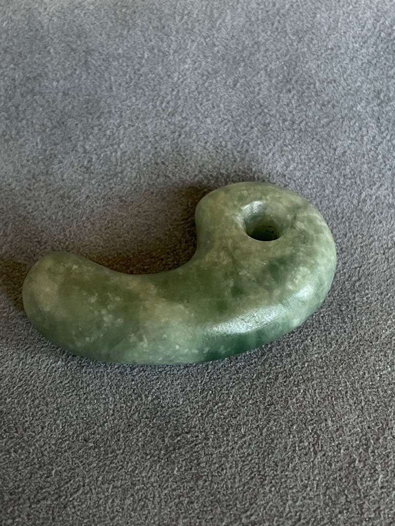 古墳期後期　翡翠勾玉　出土品