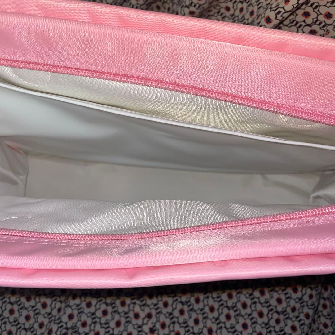 ハローキティ　レッスンバッグ