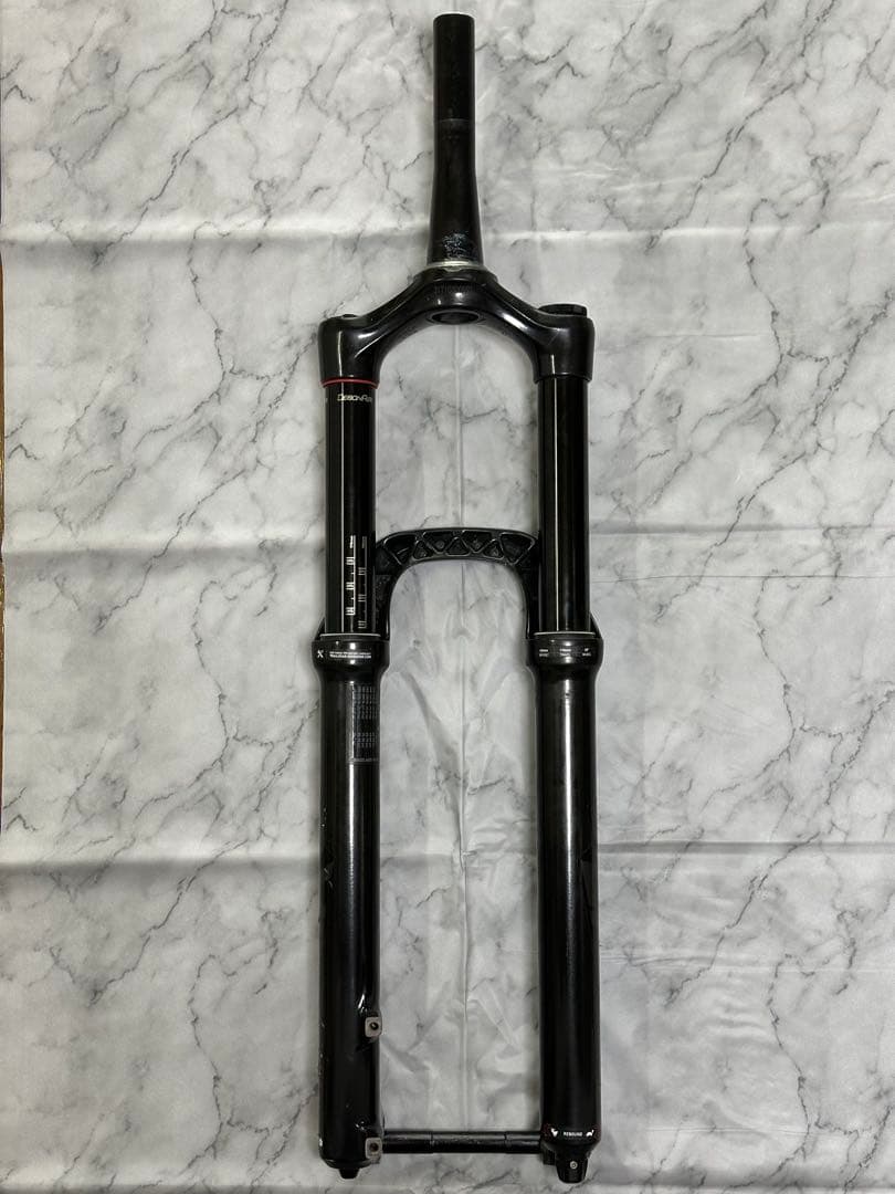 RockShox Lyrik Select+ 29インチ サスペンションフォーク