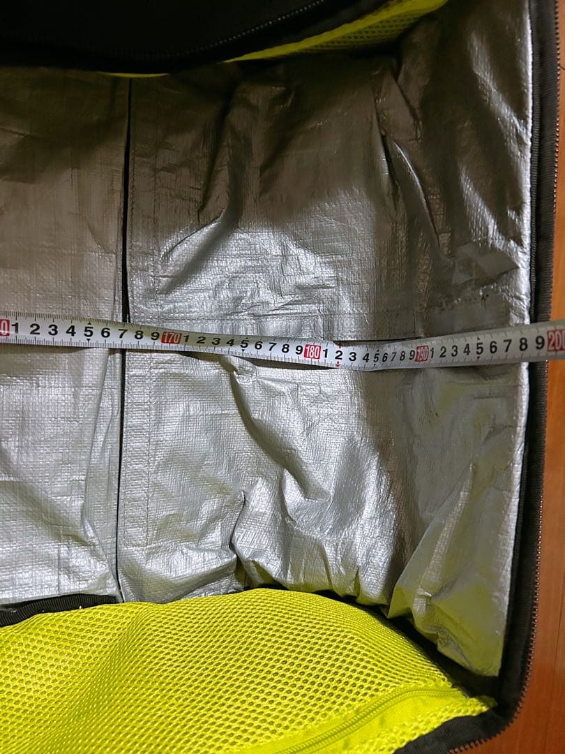 スノーボードケース（キャスター付き）