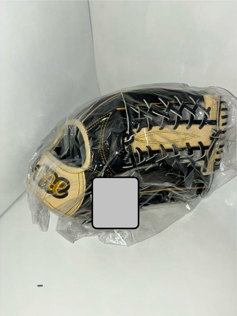 ワンオブジアンサー グローブ　　ONE PROMODEL SH９　柳田悠岐モデル