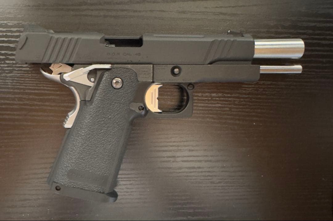 D.O.R ガスブローバックエアガン .45口径