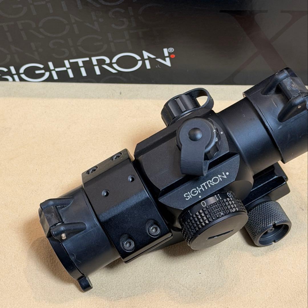 SIGHTRON SD-33X 専用マウント付き ドットサイト サイトロン