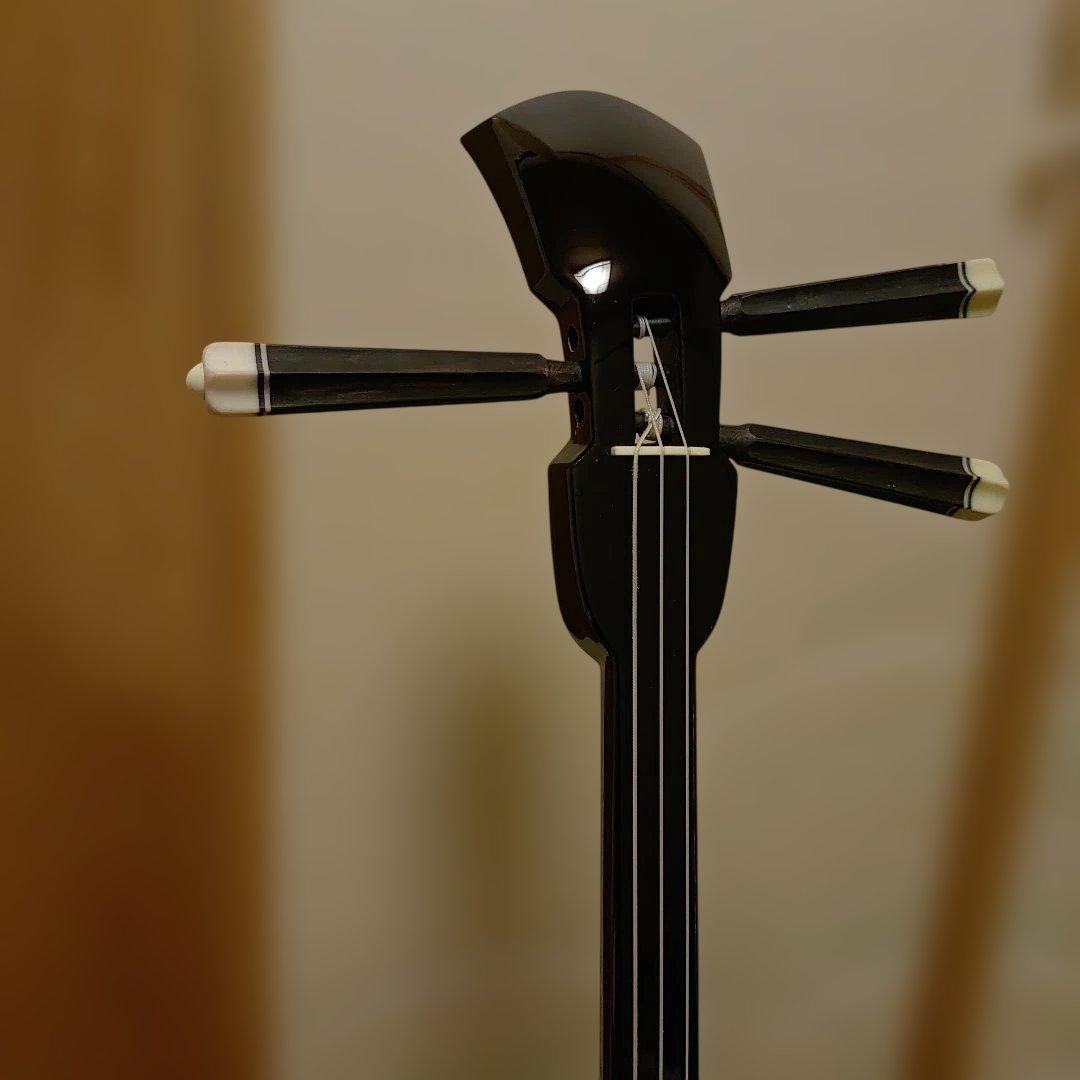 沖縄三線　黒木三線　真壁型　人工皮　三線　黒檀