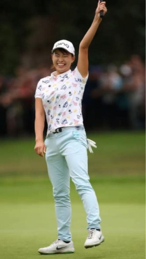 《極貴重》2019全英女子OP優勝　渋野日向子プロサイン入りウェア支給品　額入