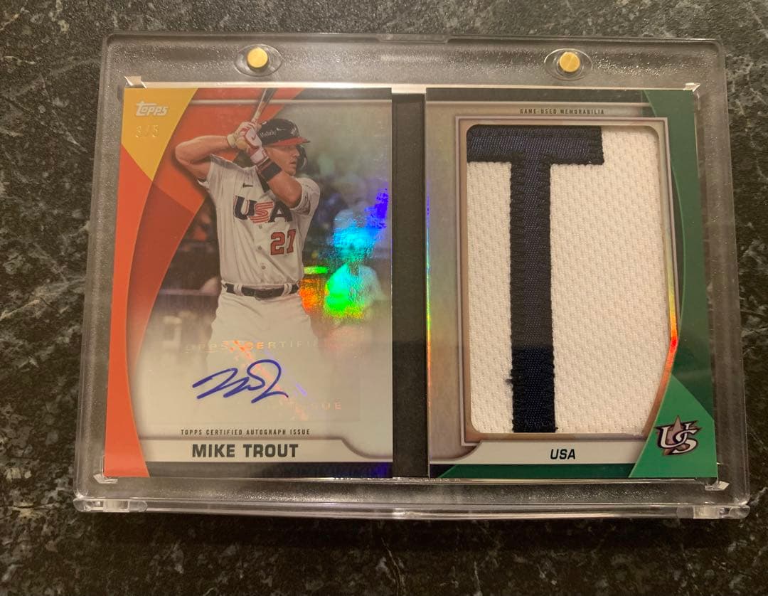 topps wbc トラウト　Nameplate Relic Book Auto