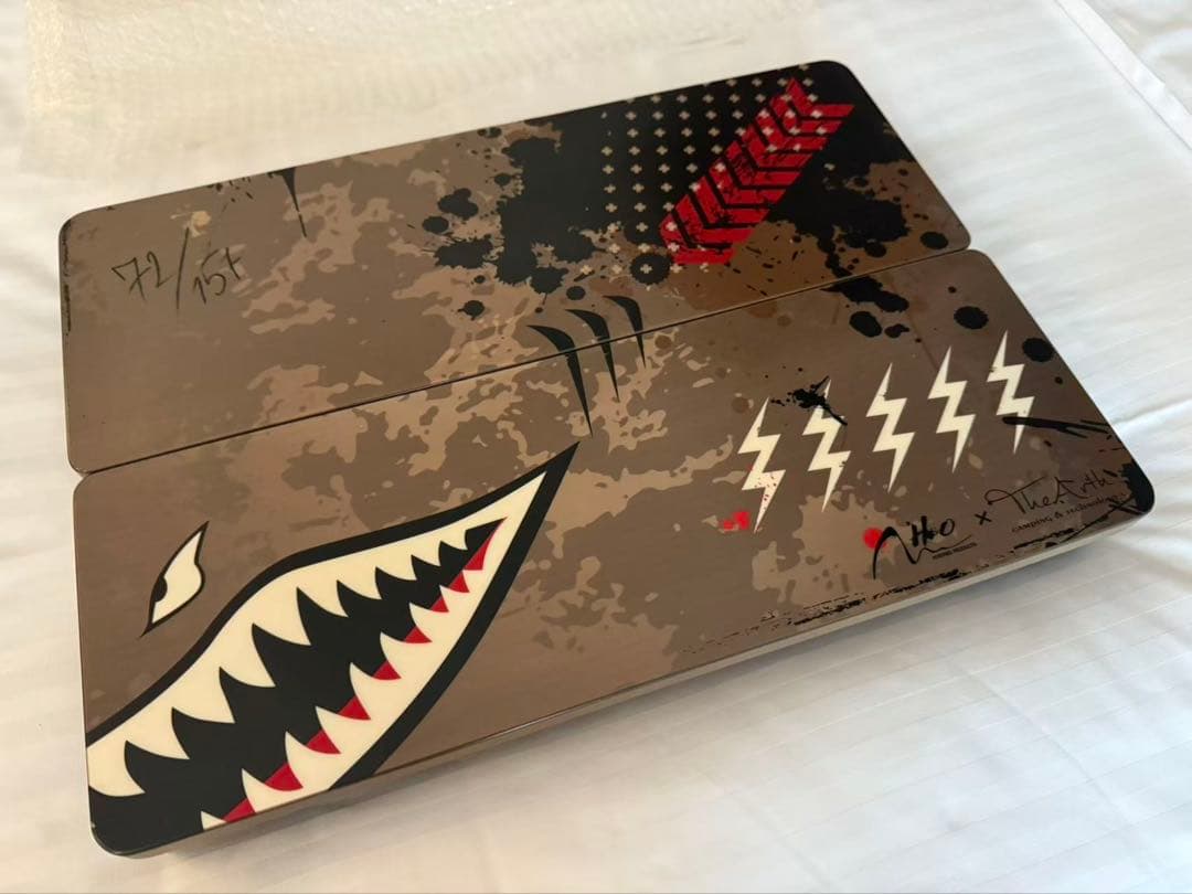 H&o　The arth サメ天板25