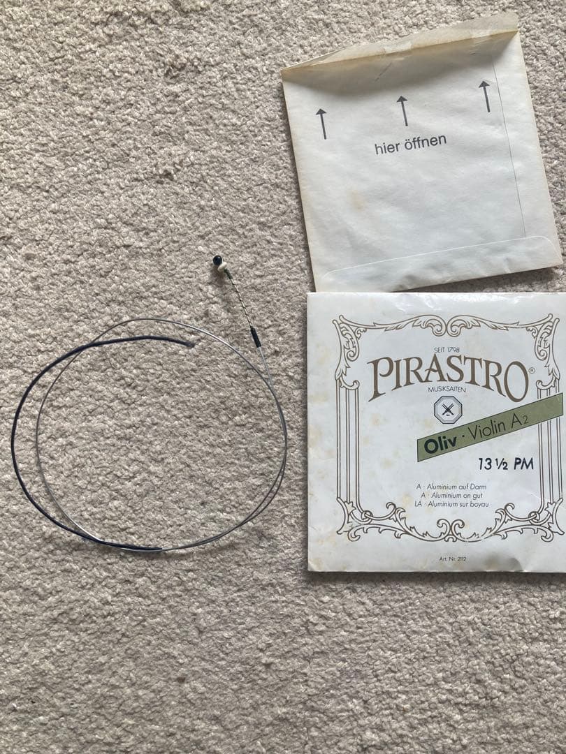 ヴァイオリン弦 オリーブセット 未使用品 Pirastro Oliv