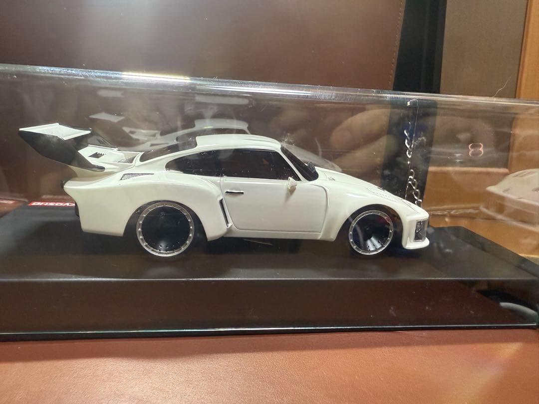京商ミニッツ　ASC グロスコートボディ仕様　ポルシェ935ターボ/ホワイト