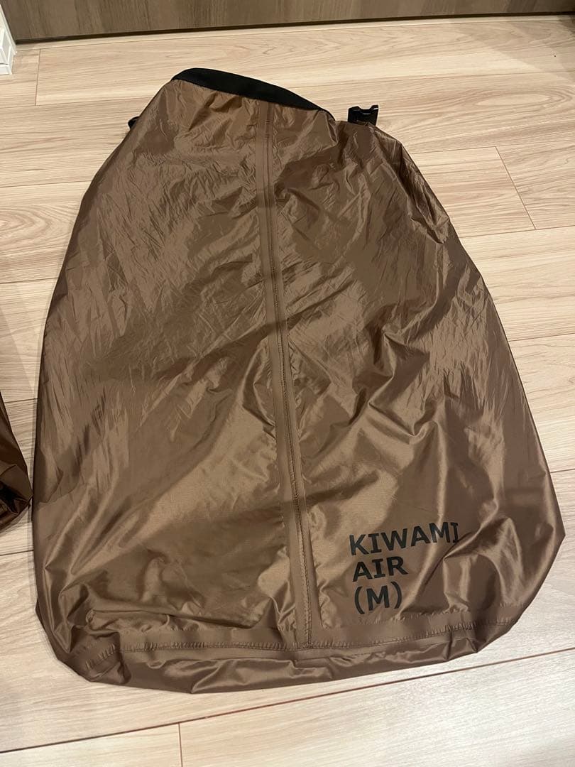 ソトネノキワミエアーM 美品