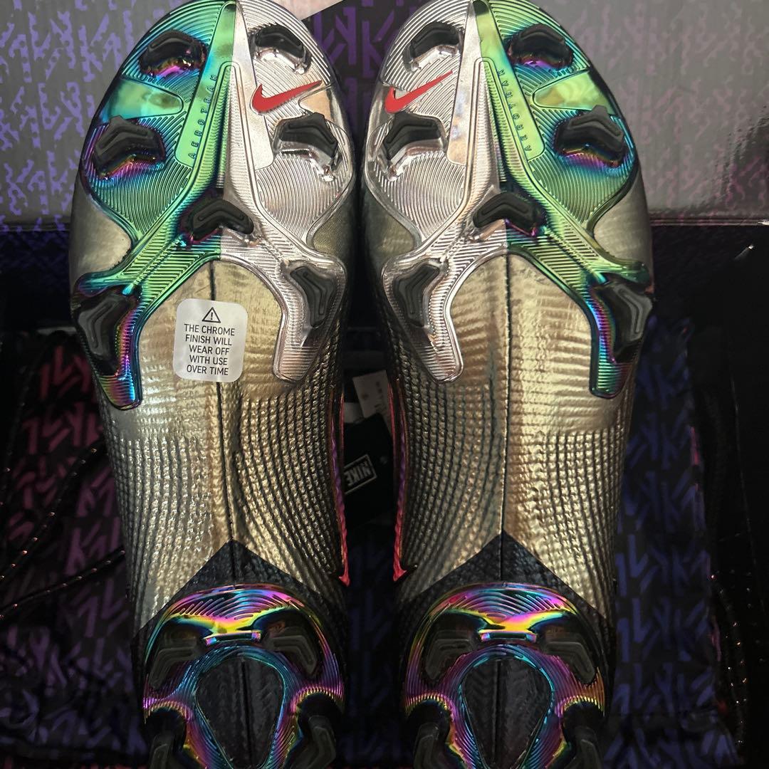 マーキュリアルスーパーフライ　エンパぺモデル