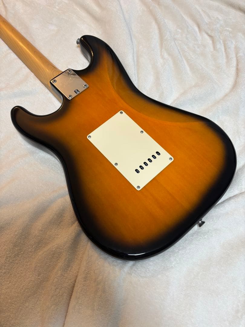 【調整済】squire affinity strato casterサンバースト