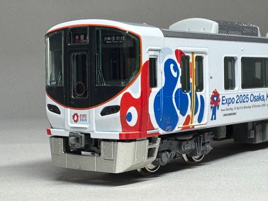 KATO 10-1990 323系<大阪・関西万博ラッピング列車> 特別企画品