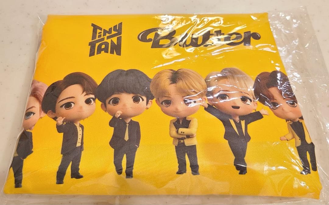 TinyTanコラボたためる保温冷バック！