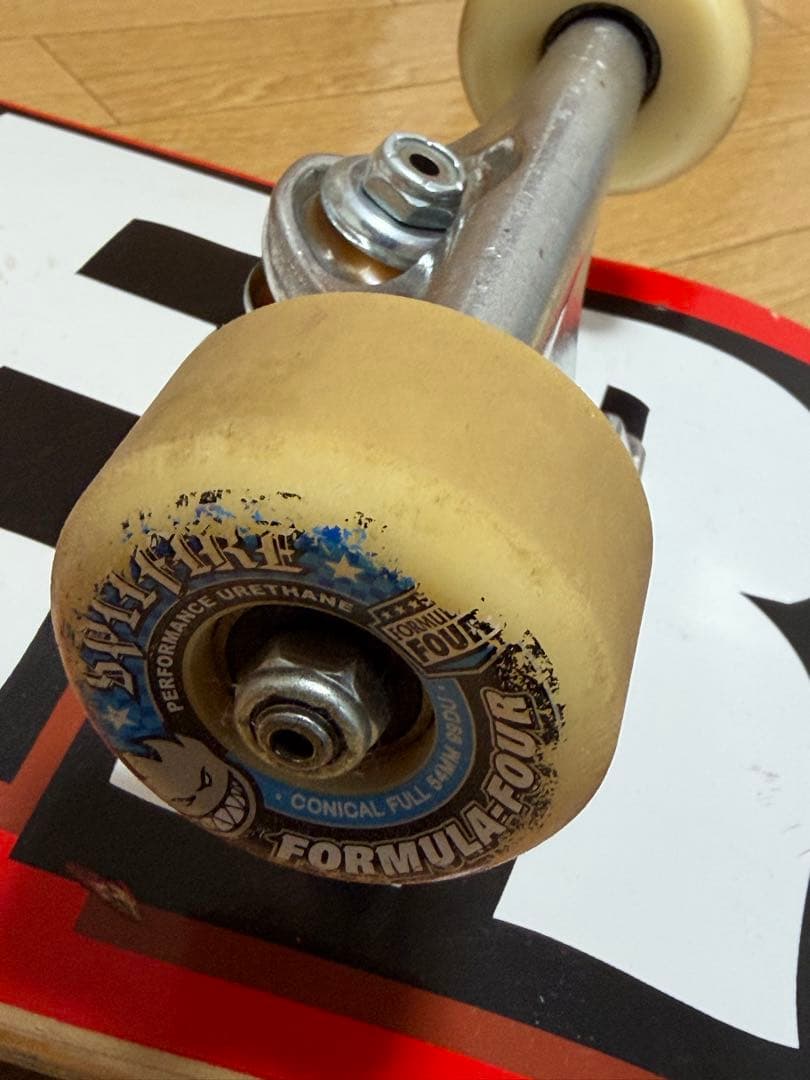 BAKER 8.125 ベイカーコンプリートデッキ インディペンデント　ボーンズ