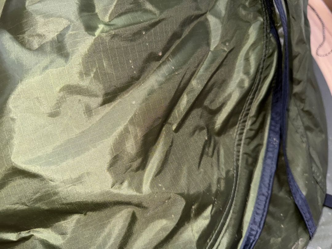 こ*と様 BRUNT ヘブンアンドアース オリーブ 付属品あります