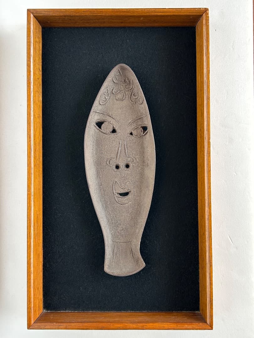 人の顔　(伊藤鐐一)　鉄鋳物