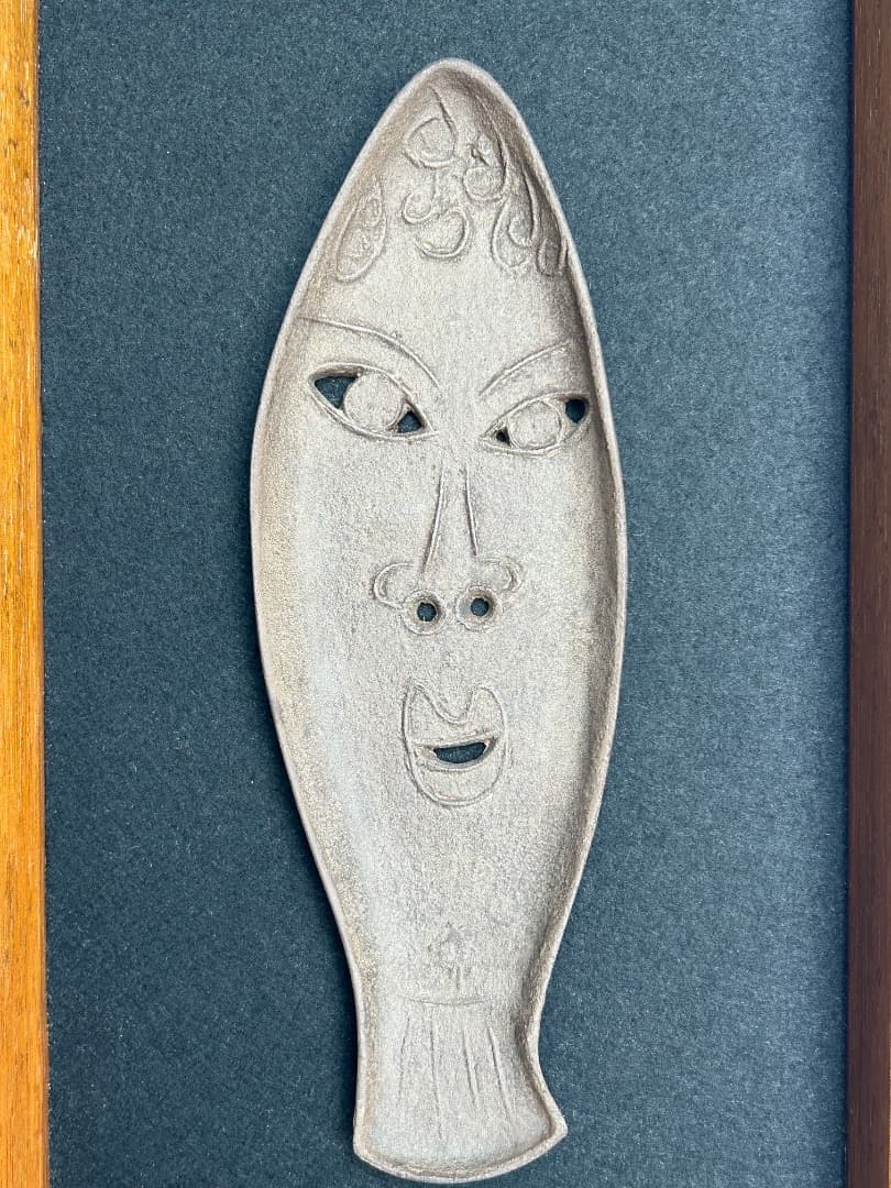 人の顔　(伊藤鐐一)　鉄鋳物