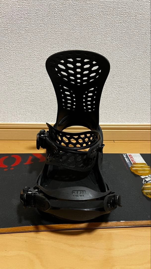 Völkl スノーボード ブラック FLUX PRビンディング付き