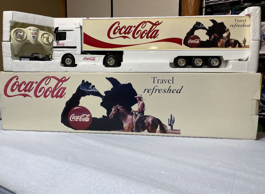 RC Coca-Cola仕様 メルセデスベンツトレーラーアクトロス（1/24）