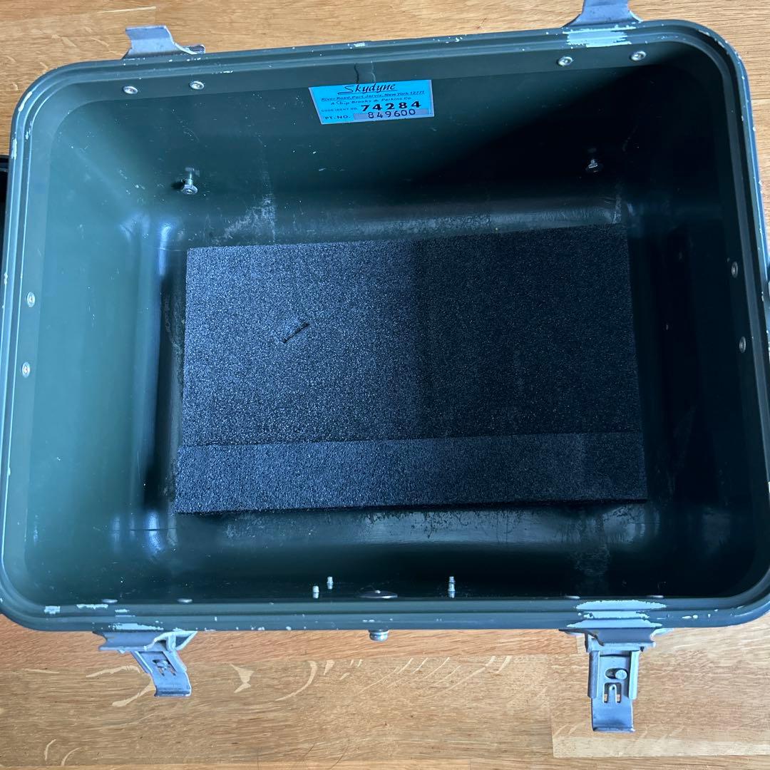 米軍放出品　ミリタリーケース　ミリタリーボックス