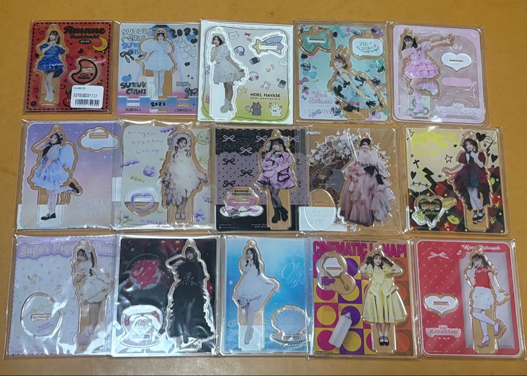 FRUITS ZIPPER 生誕アクリルスタンド