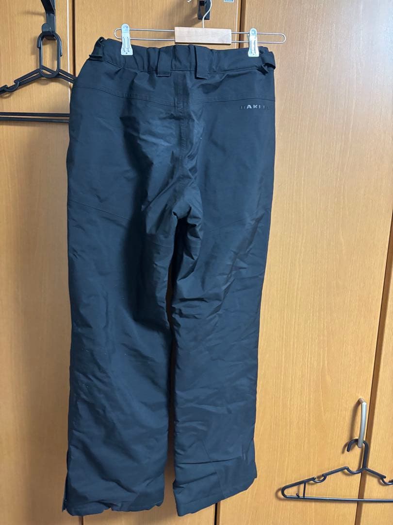 し*る様 OAKLEY ゴアテックススノーボードパンツ