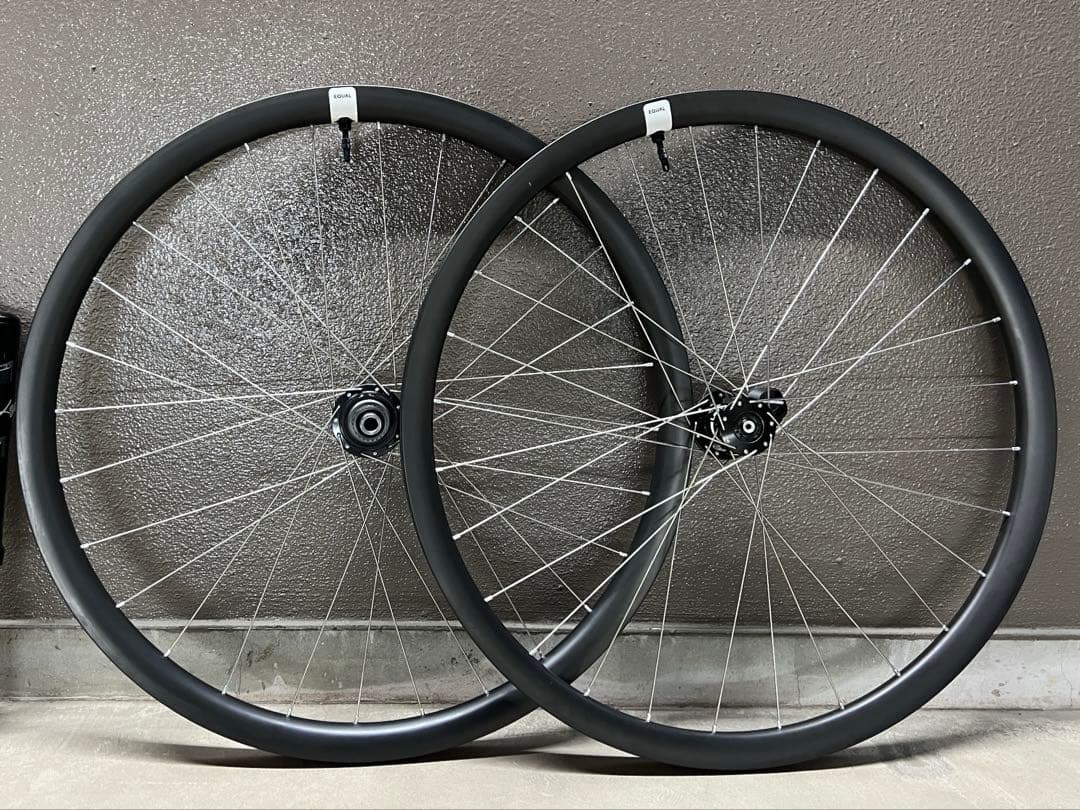 EQUAL グラベル用カーボンホイールセット Topstone Lefty用