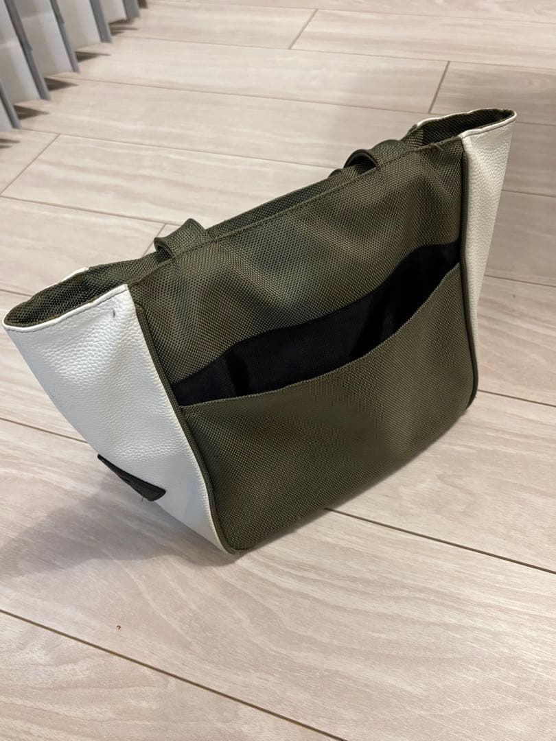 【美品】JONES ジョーンズ　トートバッグ／ラウンドバッグ（カーキ）