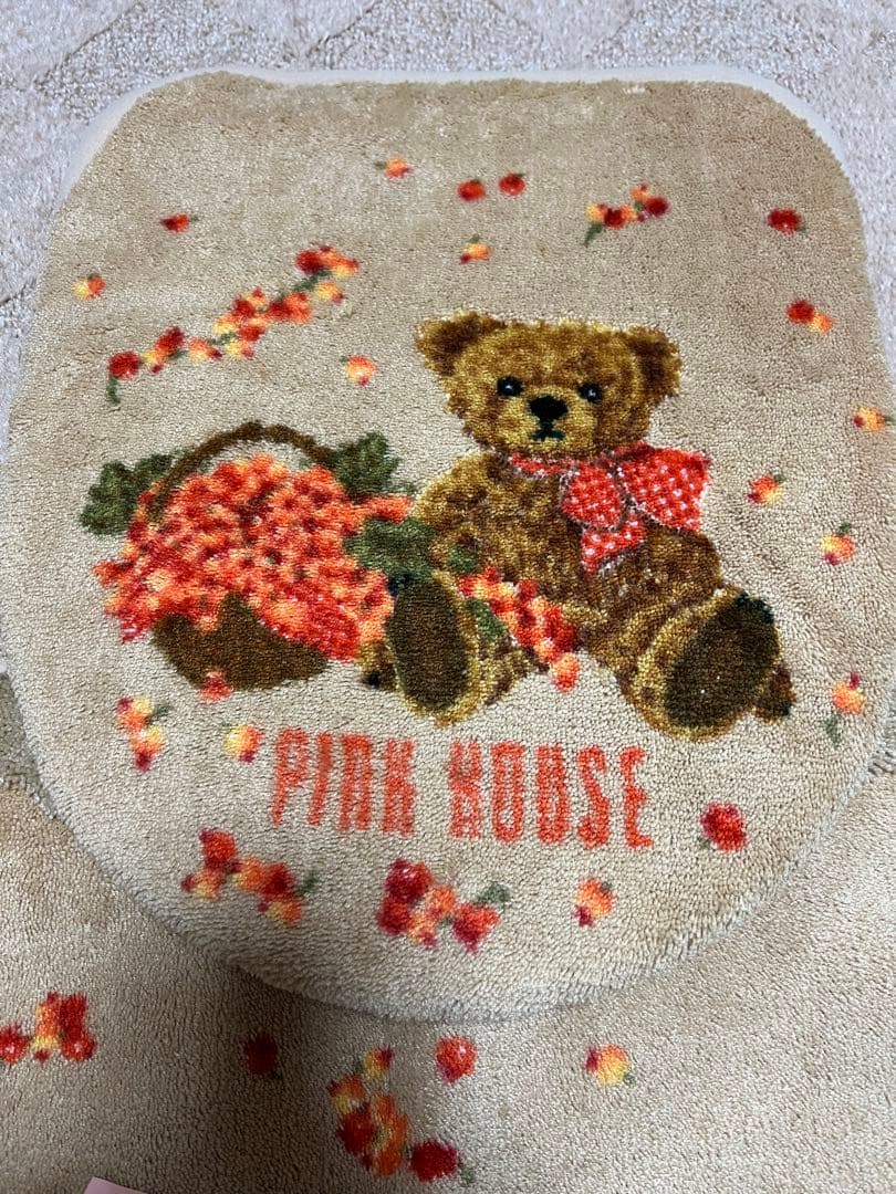 ピンクハウス 赤い実とクマ トイレマット フタカバー セット 新品未使用 激レア