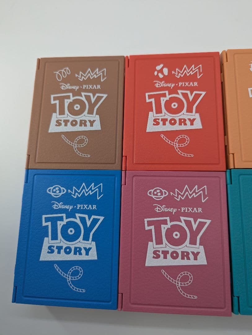 トイストーリー トレンドングフィギュア　ピクサー　POP MART Disney