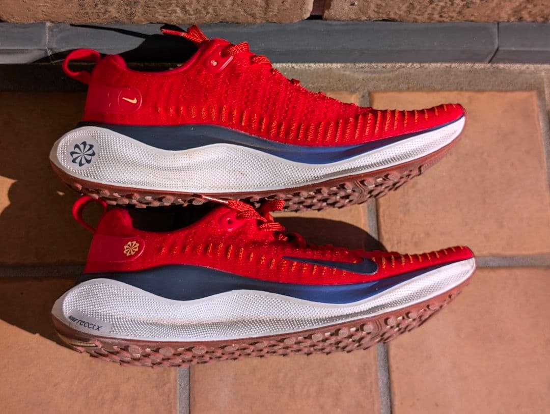 ナイキ　リアクトインフィニティラン　4　27.5cm