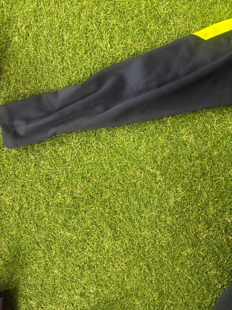 ②　選手支給品　上下　サンフレッチェ広島　非売品　七部丈　サンフレ